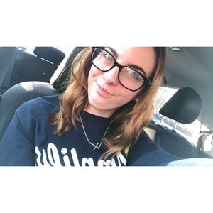 Meet your Posher, Kim